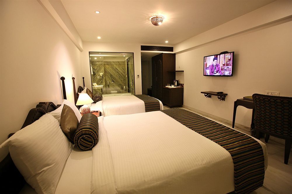 Hotel EllBee Ganga View Rishīkesh Exterior foto